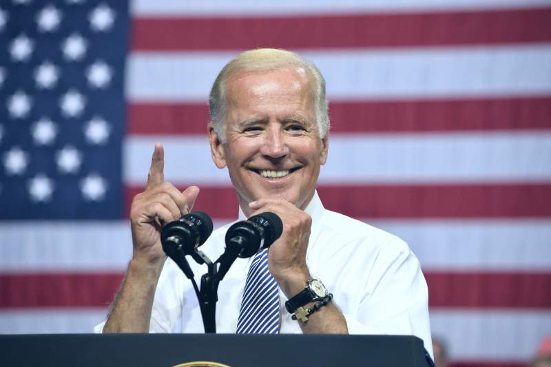 El plan de Biden avanza: 5 claves de este miércoles en los mercados